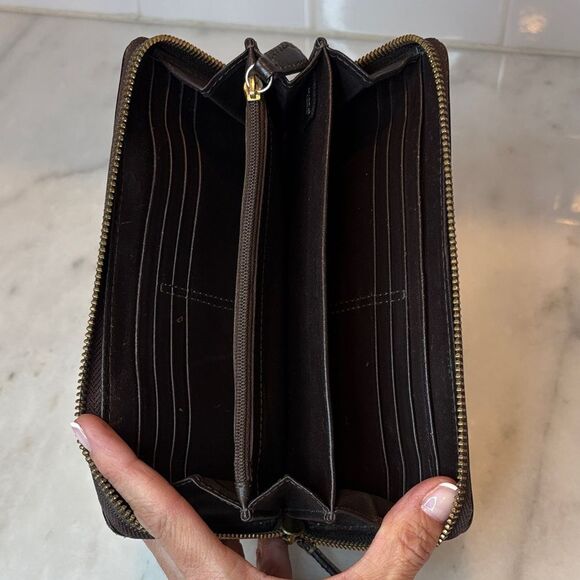 Coach Wallet RARE Zoe Brown Full Zip double Gold Buckles Multi Compartment - Picture 12 of 16